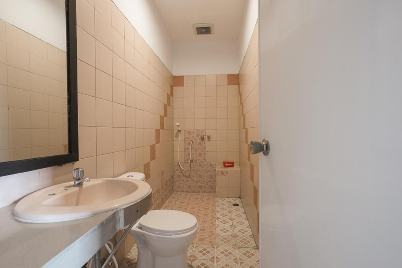 Reddoorz Plus Near Jakarta Kota Station Eksteriør bilde