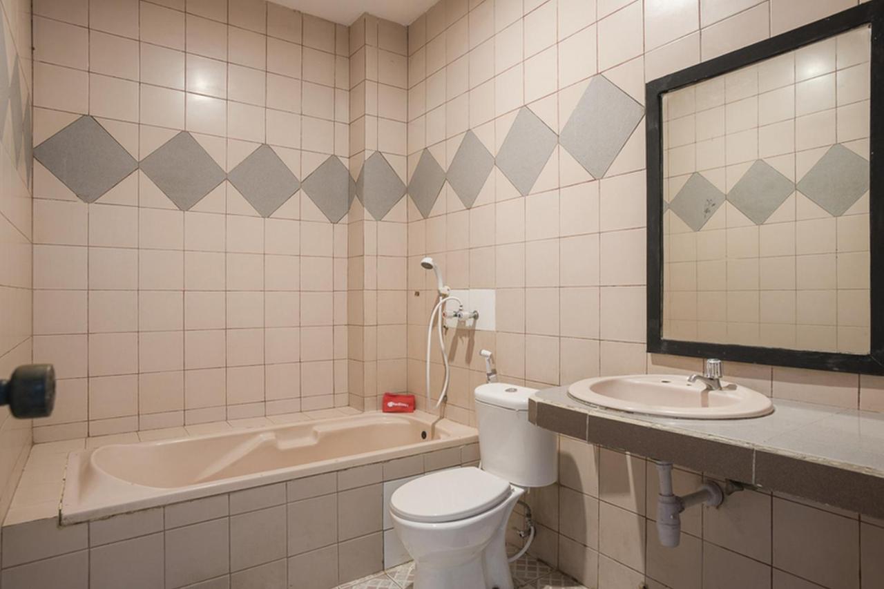 Reddoorz Plus Near Jakarta Kota Station Eksteriør bilde